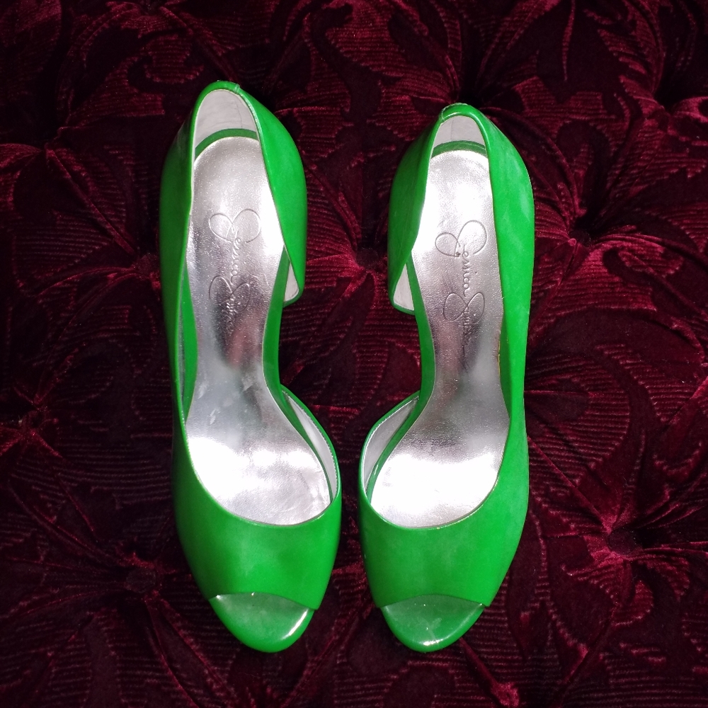 Jessica Simpson green shoes EUC